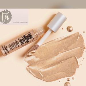 The Balm Mary-Dew Liquid Highlighter Illuminator